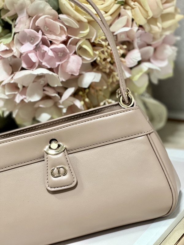 D*or key bag