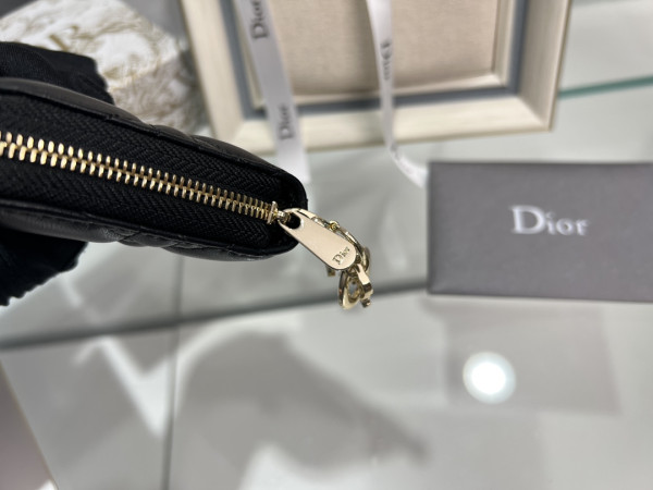 D*or card holder