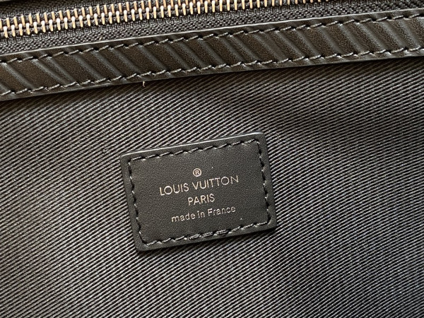 l**is V*t*n keepall bandouliÈre 50