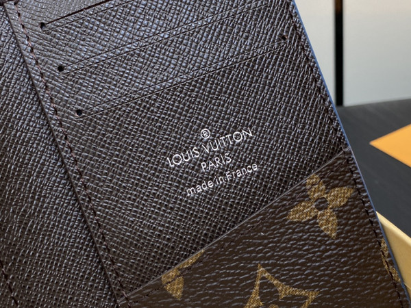 l**is V*t*n pocket organizer