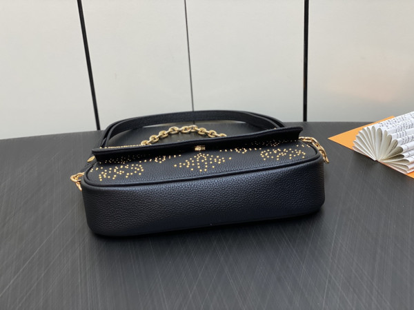 l**is V*t*n wallet on chain ivy