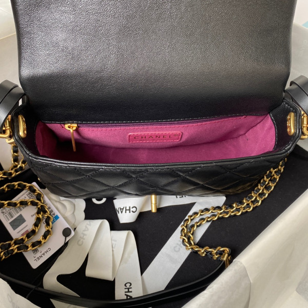 CL SMALL FLAP BAG