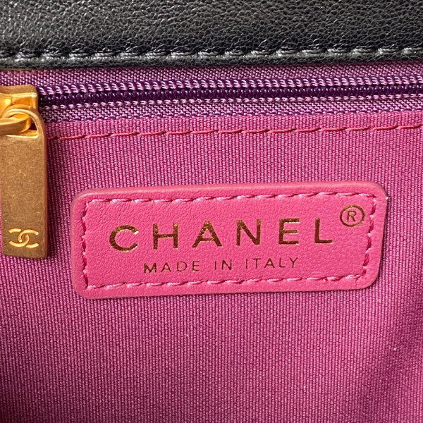 CL SMALL FLAP BAG