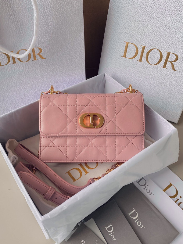 D*or miss caro mini bag