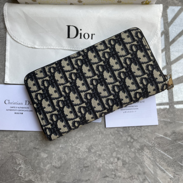 D*or saddle zipped long wallet