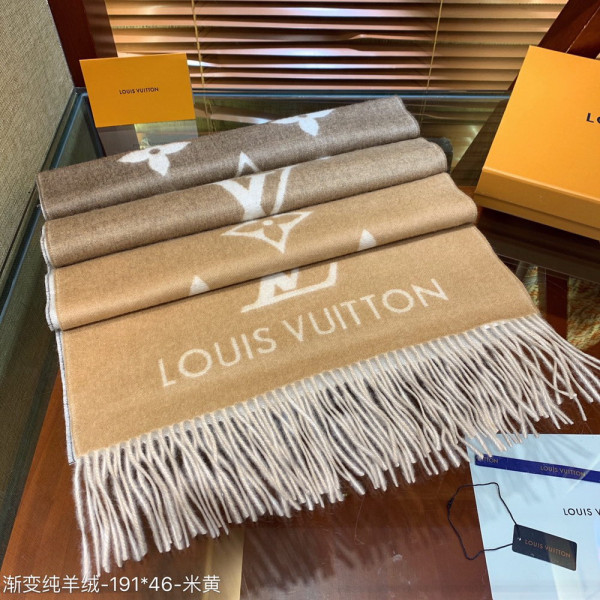 l**is V*t*n reykjavik gradient scarf
