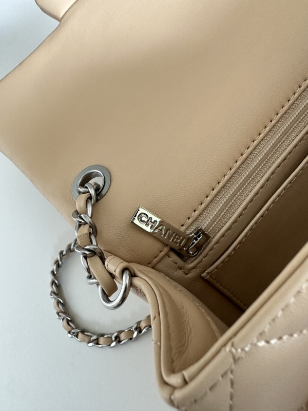 CL FLAP BAG