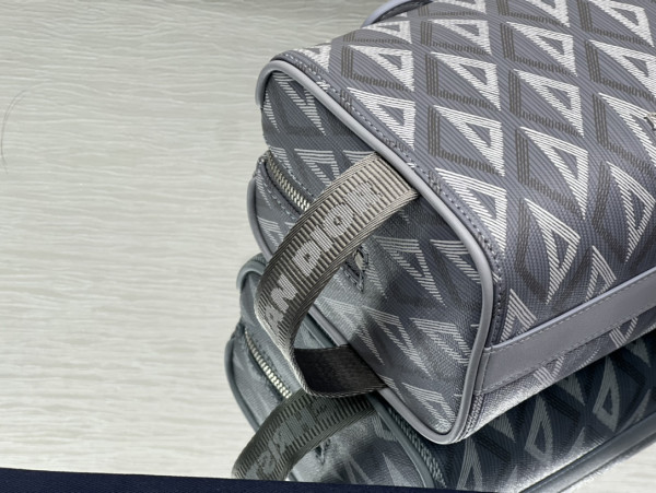 D*or lingot toiletry bag