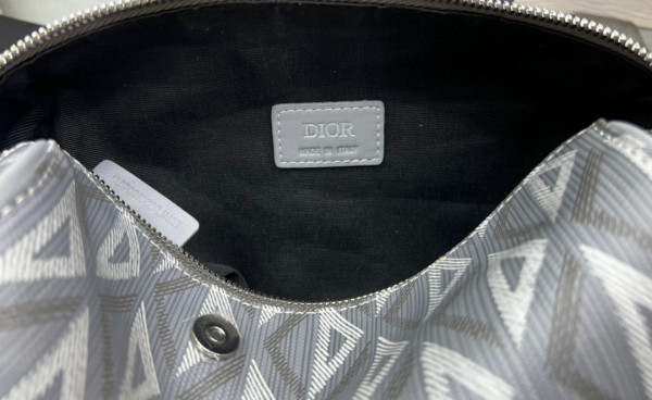 D*or lingot toiletry bag