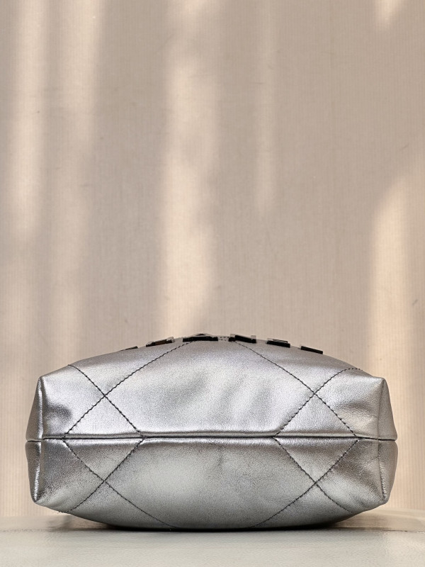 CL 22 MINI HANDBAG