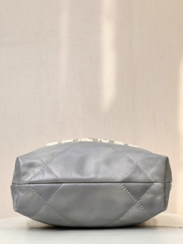 CL 22 MINI HANDBAG