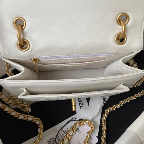 CL MINI FLAP BAG