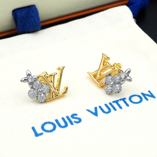 l**is V*t*n earrings