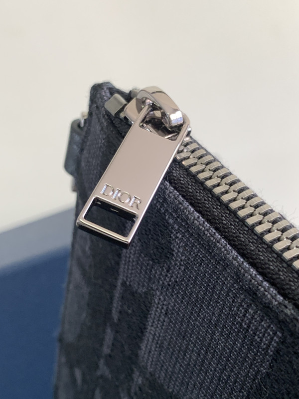 D*or a5 pouch