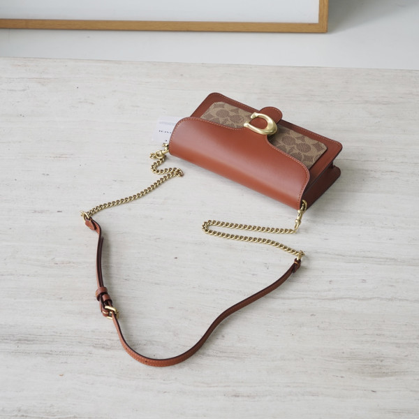 COACH TABBY 20 SHOULDER BAG