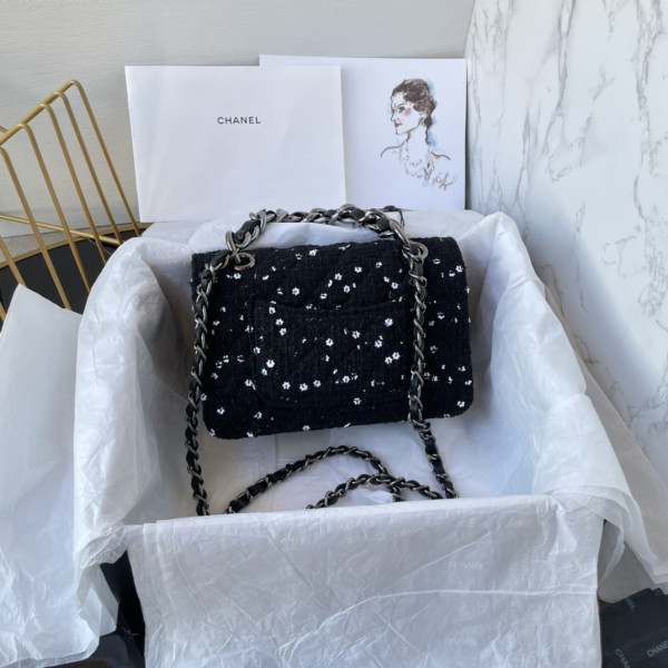 CL MINI FLAP BAG