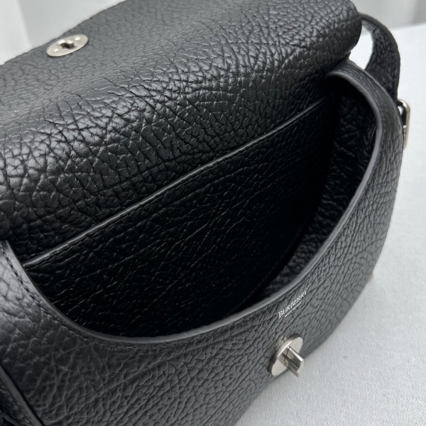 B**rry chess satchel