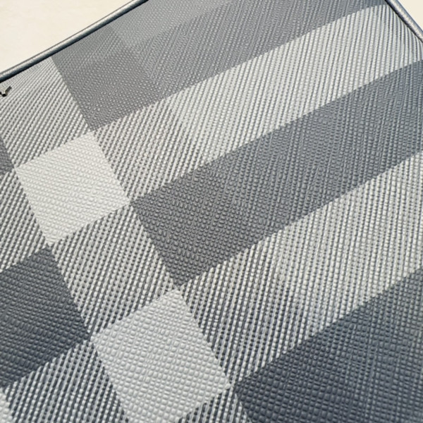 B**rry check and leather pouch