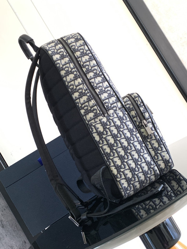D*or safari backpack