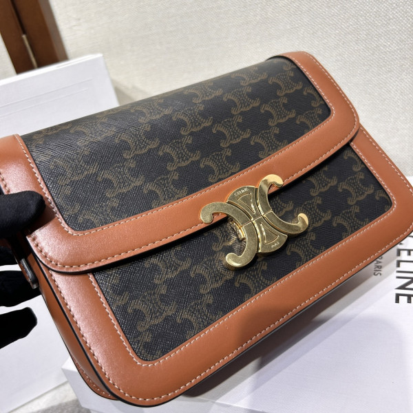 Ce**e teen triomphe bag