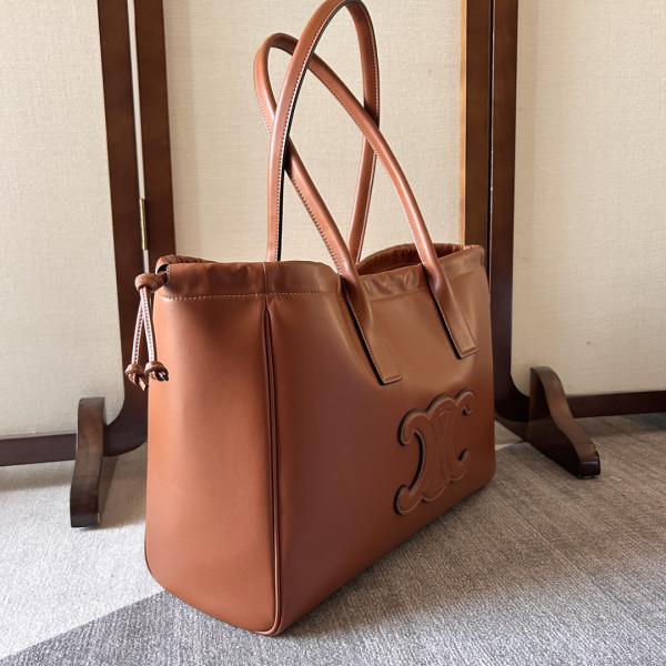 Ce**e cabas drawstring cuir triomphe