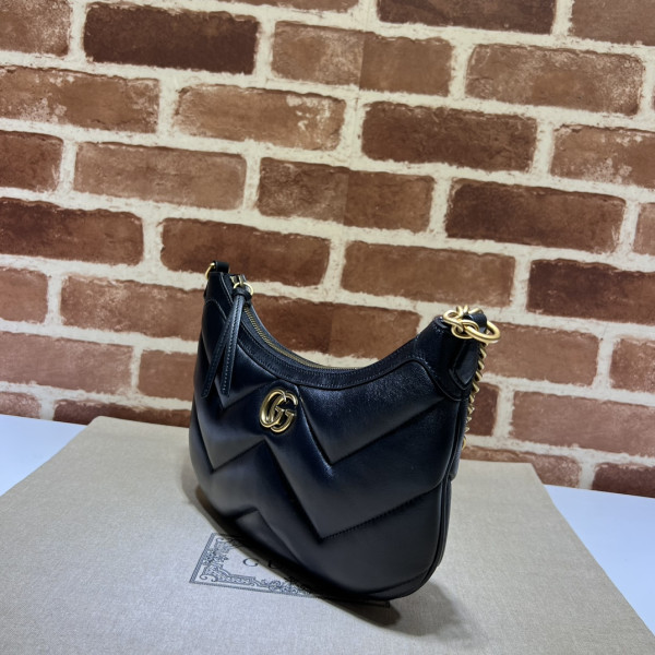 G*u*i gg marmont half-moon-shaped small bag