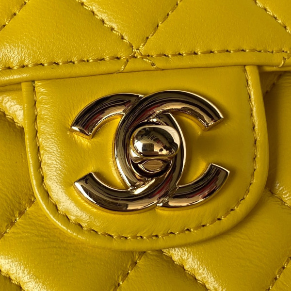 CL FLAP BAG WITH TOP HANDLE-18CM