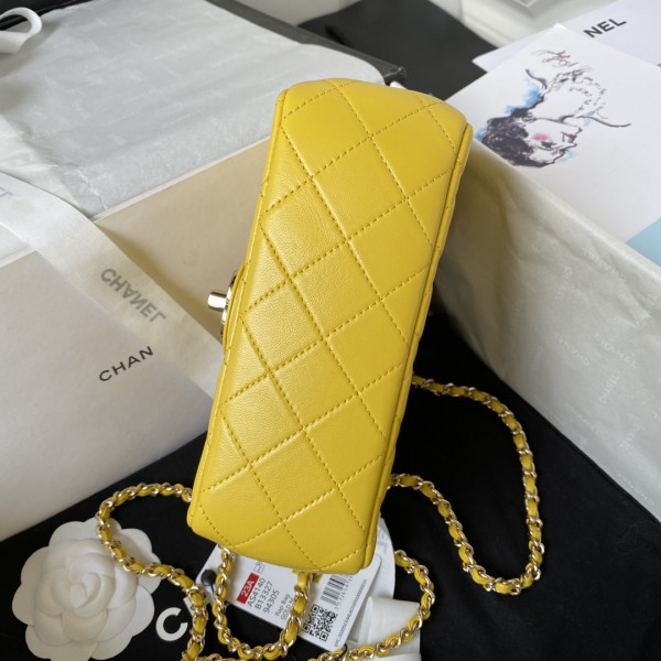 CL FLAP BAG WITH TOP HANDLE-18CM