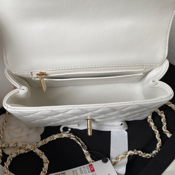 CL FLAP BAG WITH TOP HANDLE-18CM