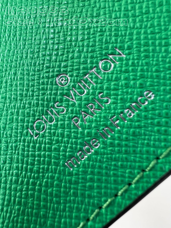 l**is V*t*n brazza wallet-10*19*2cm
