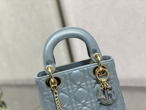lady D*or - 17cm