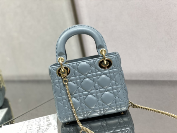 lady D*or - 17cm