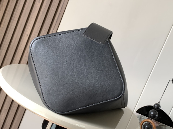 Loewe Pebble Bucket Bag-28*24*23CM