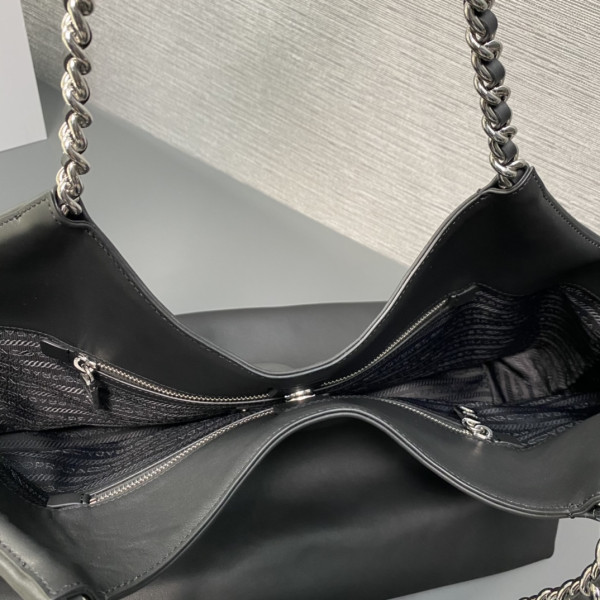 Pra*a vintage tote-39*29*19cm