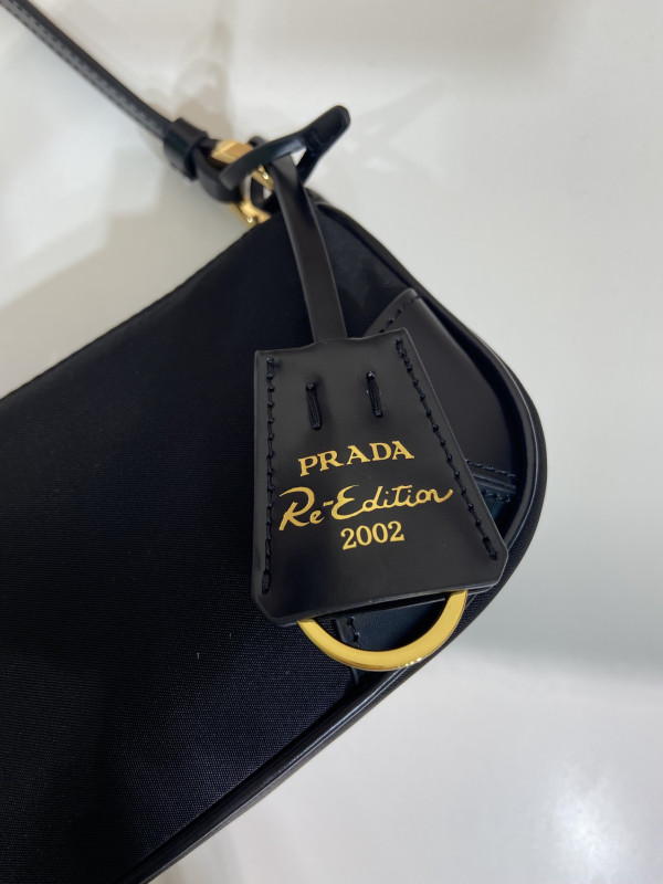 Pra*a re-edition bag-23.5*10*5cm