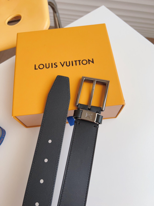 l**is V*t*n belt