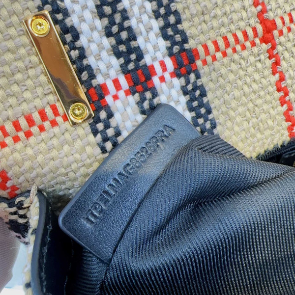 B**rry medium lola bag