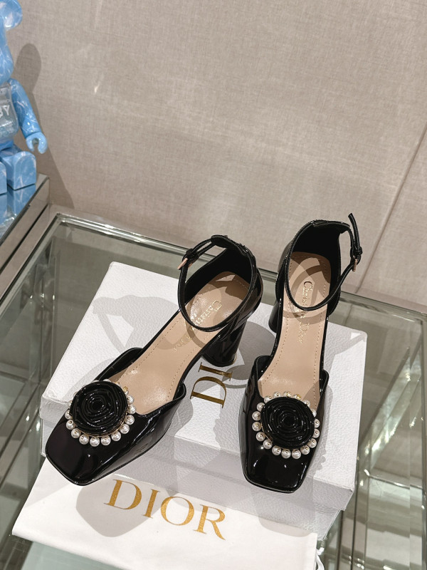 D*or heels