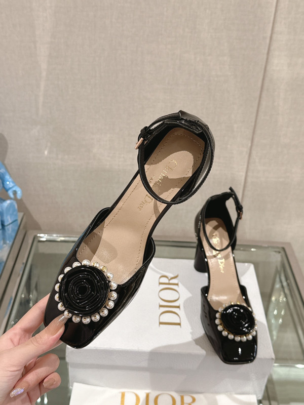 D*or heels