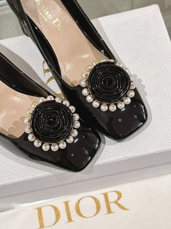 D*or heels
