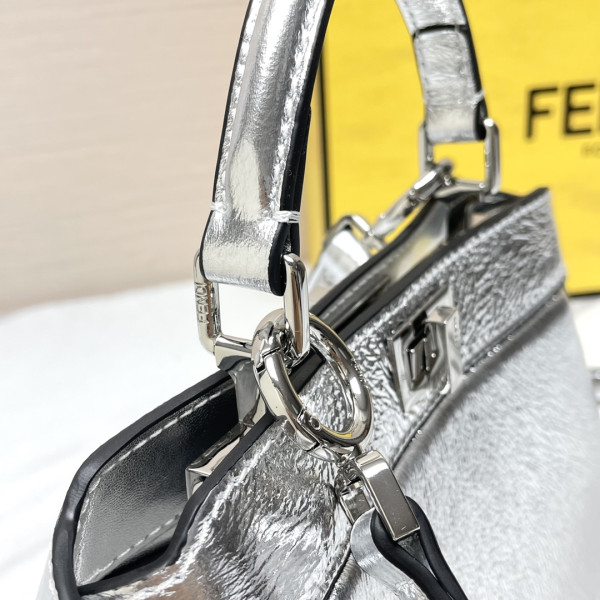 F**di peekaboo iseeu petite-20x11x15cm