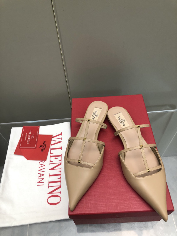 VALENTINO MULES