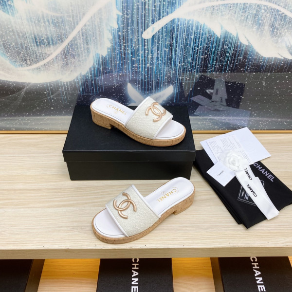 CL SANDALS