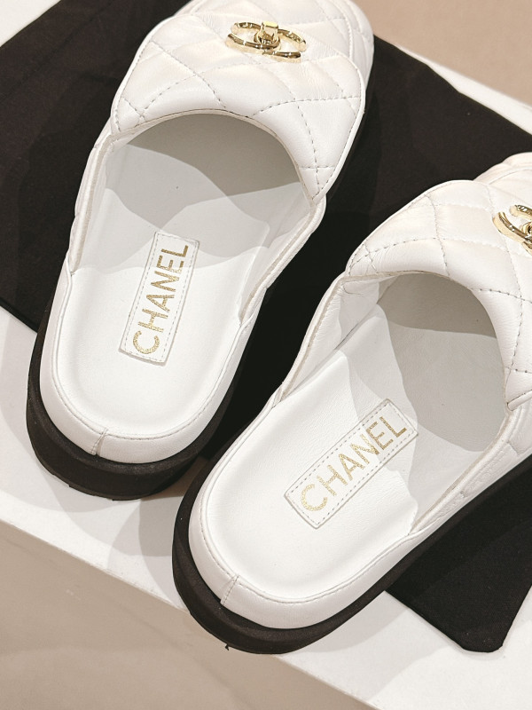 CL SANDAL mules