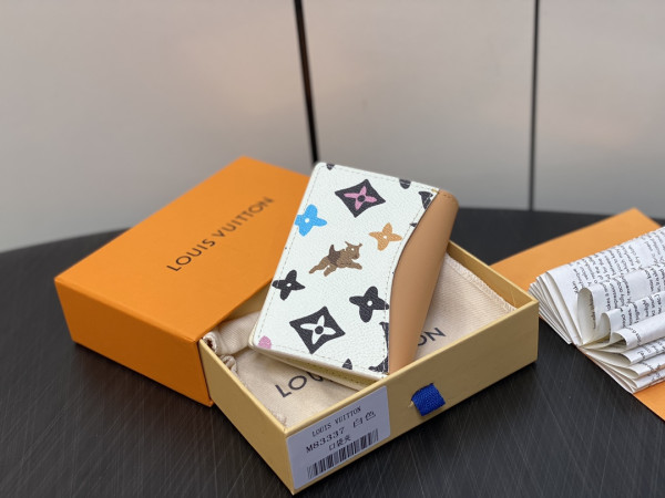 l**is V*t*n pocket organizer-7.5*11.1*1 cm