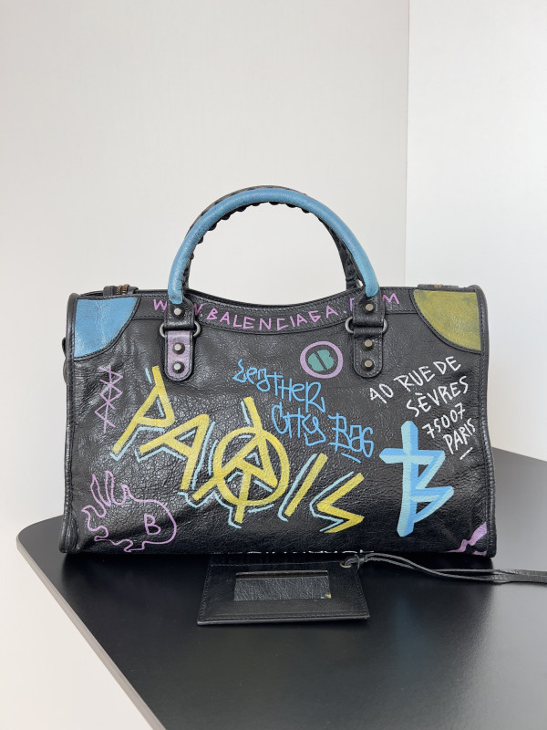 Balenciag Graffiti Classic City-38*14*24CM