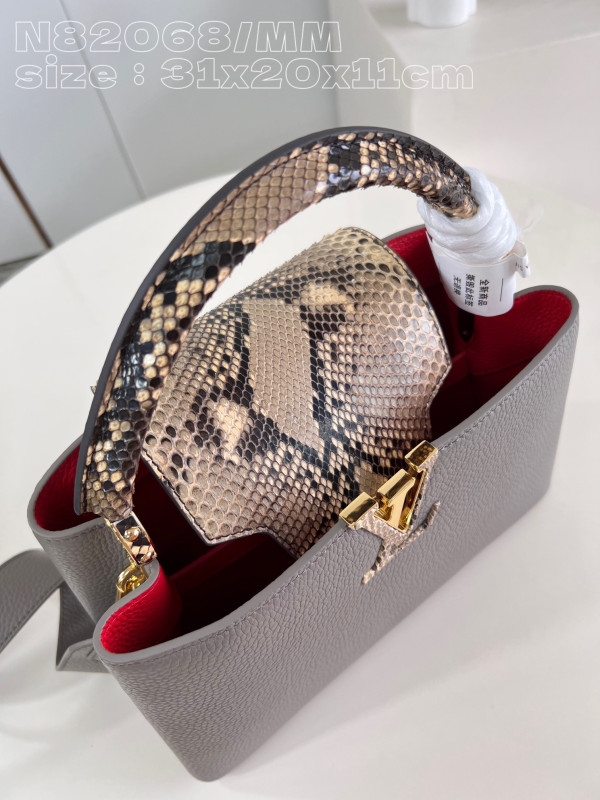 l**is V*t*n capucines bb-31.5*20*11cm
