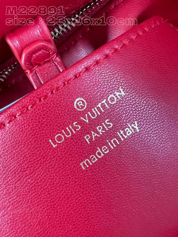 l**is V*t*n twist-23*16*10cm