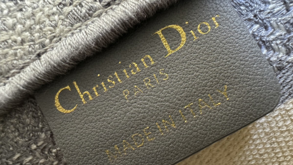 D*or mini book tote-21.5*13*7.5cm