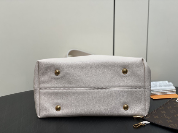 l**is V*t*n low key hobo jh-31*35*18cm